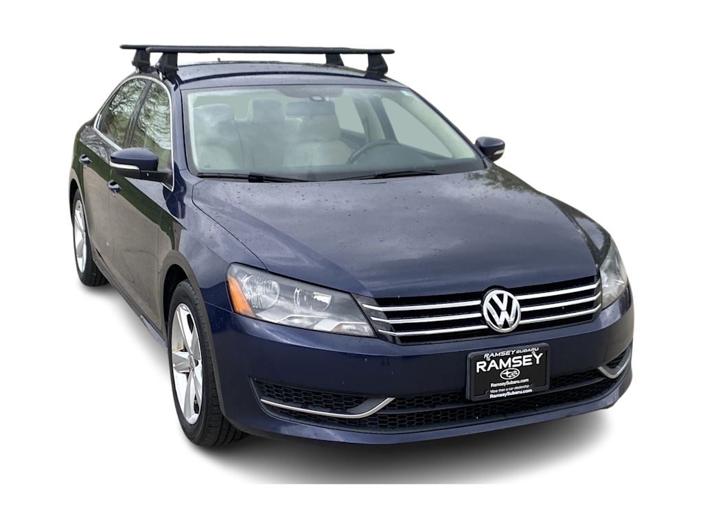 2015 Volkswagen Passat SE 22