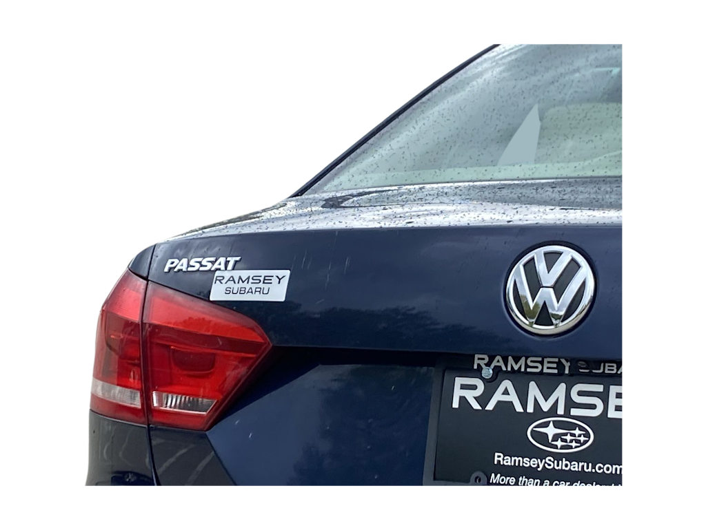 2015 Volkswagen Passat SE 3