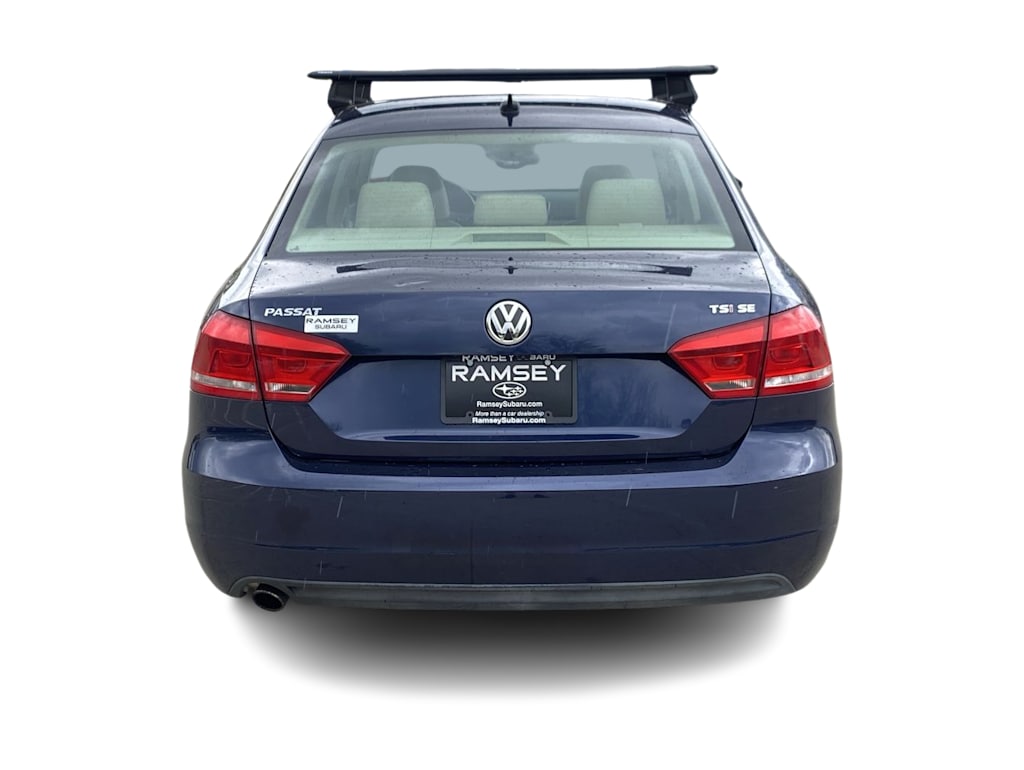 2015 Volkswagen Passat SE 5