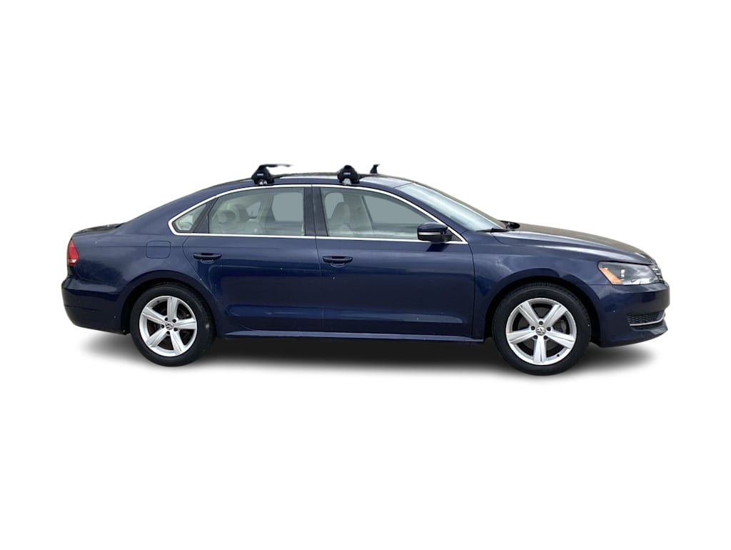 2015 Volkswagen Passat SE 21