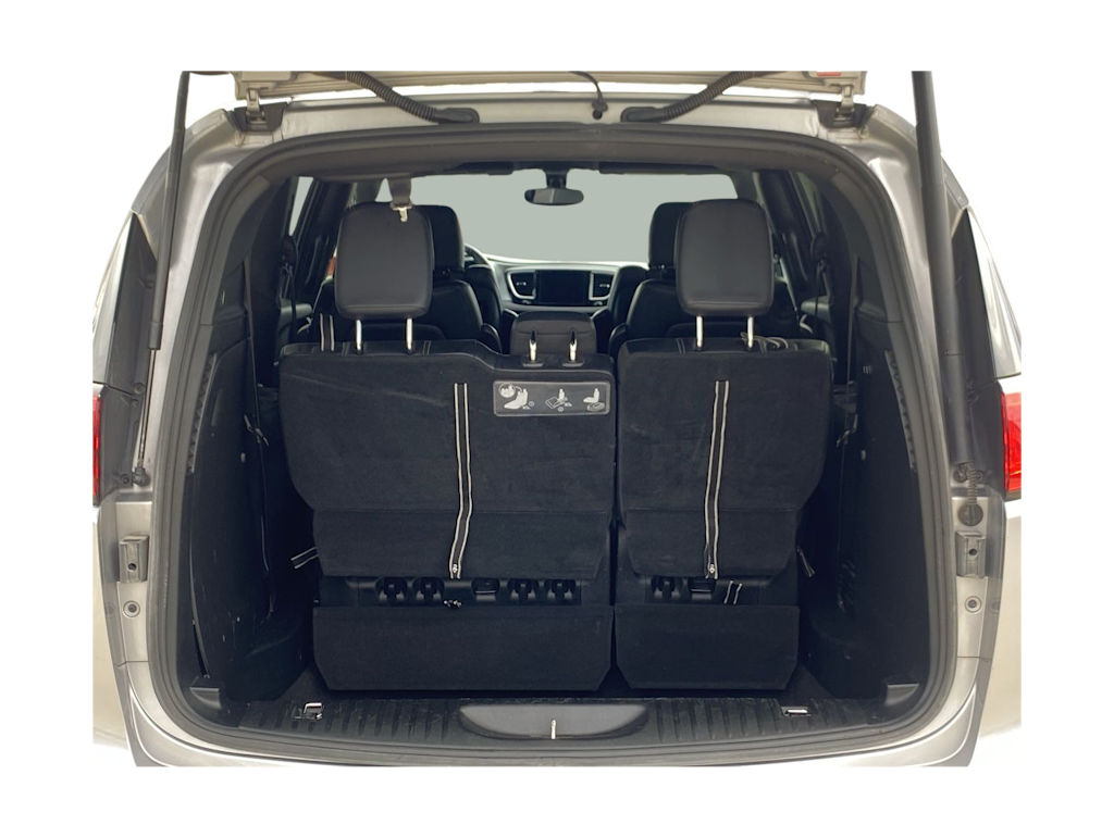 2018 Chrysler Pacifica  17