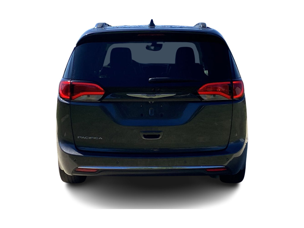 Thumbnail: 2020 Chrysler Pacifica - 4