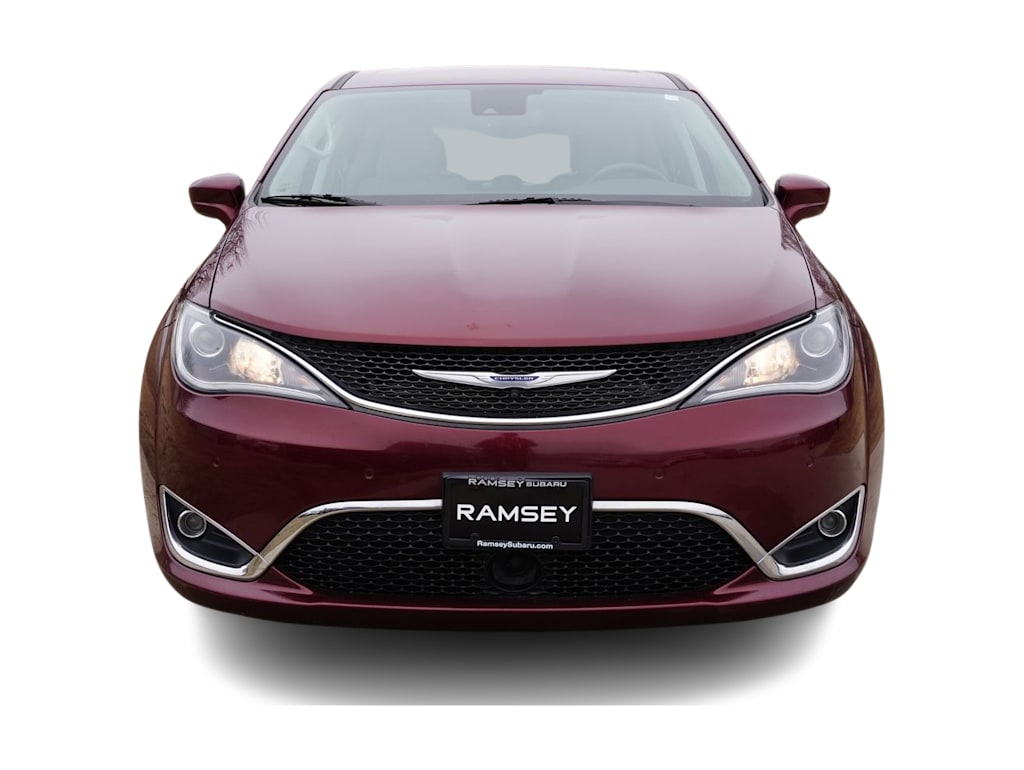 Thumbnail: 2019 Chrysler Pacifica - 6