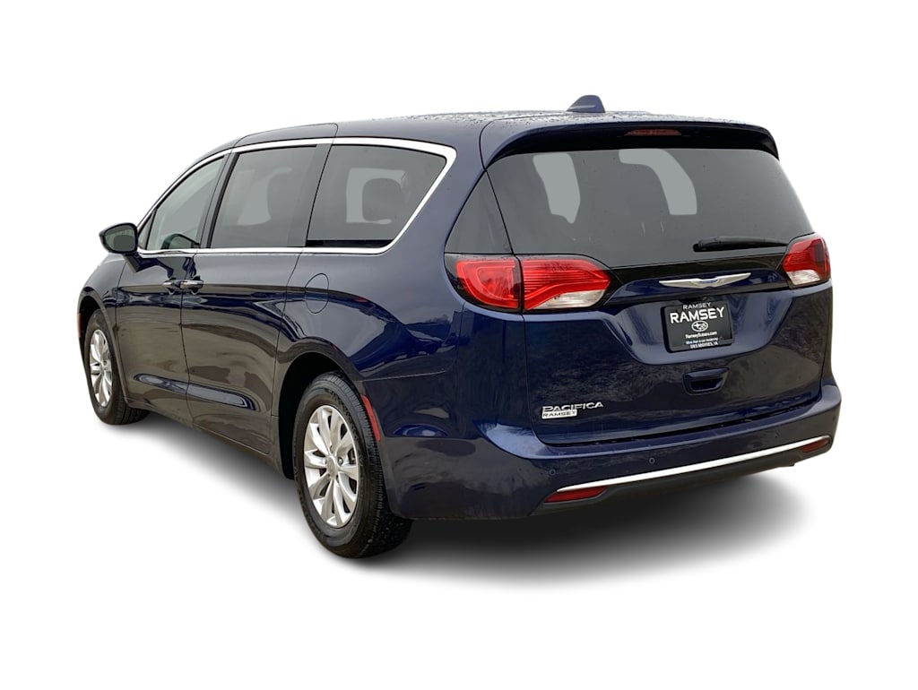 2018 Chrysler Pacifica Touring Plus 4