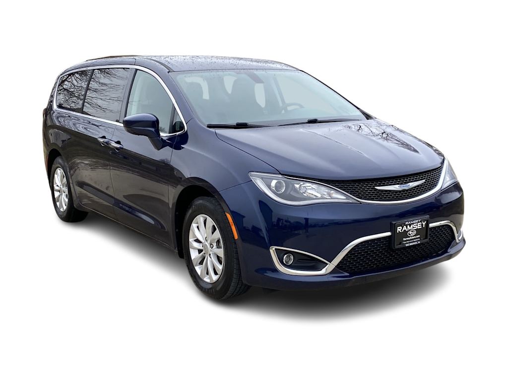 2018 Chrysler Pacifica Touring Plus 22