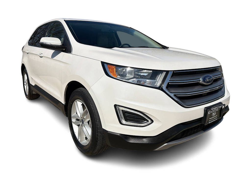 Thumbnail: 2016 Ford Edge - 22