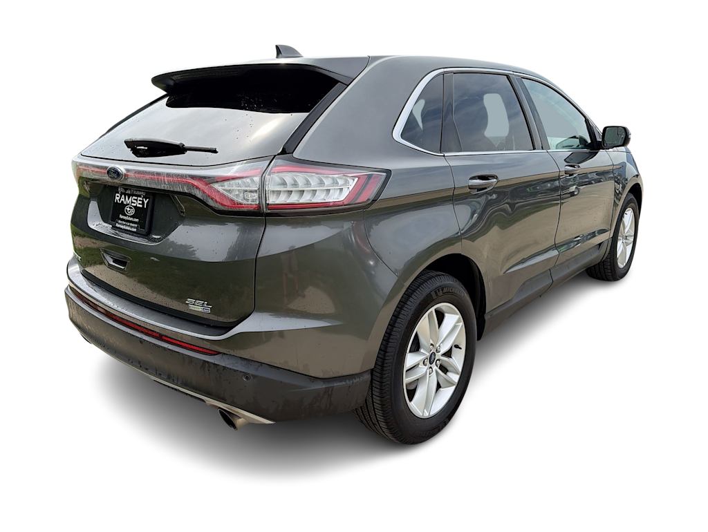 Thumbnail: 2016 Ford Edge - 19