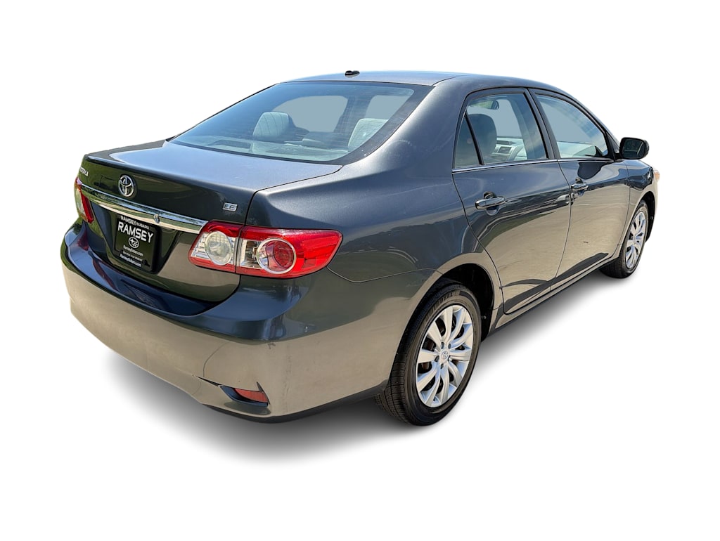Thumbnail: 2013 Toyota Corolla - 20