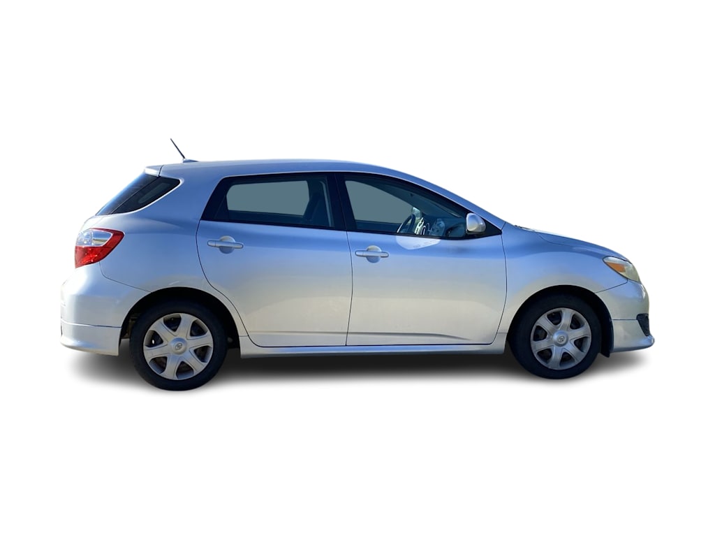 2009 Toyota Matrix S 21