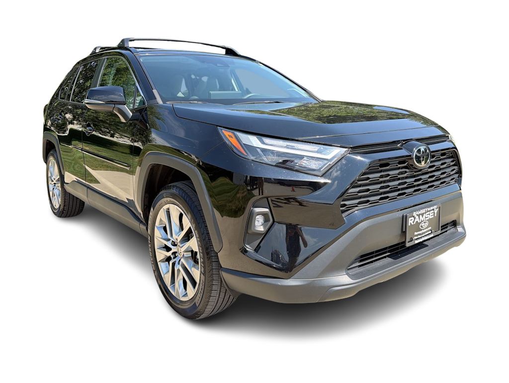 Thumbnail: 2023 Toyota RAV4 - 23