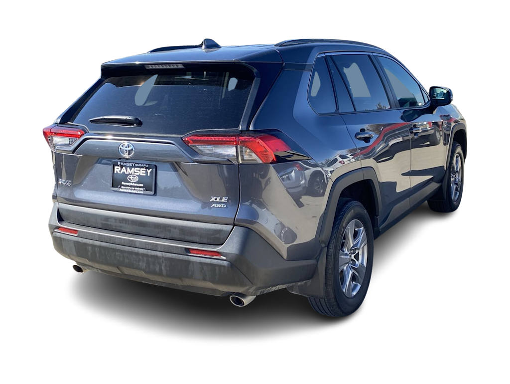 Thumbnail: 2023 Toyota RAV4 - 20