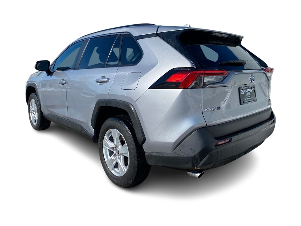 Thumbnail: 2021 Toyota RAV4 - 4