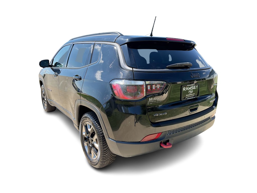 Thumbnail: 2017 Jeep Compass - 4