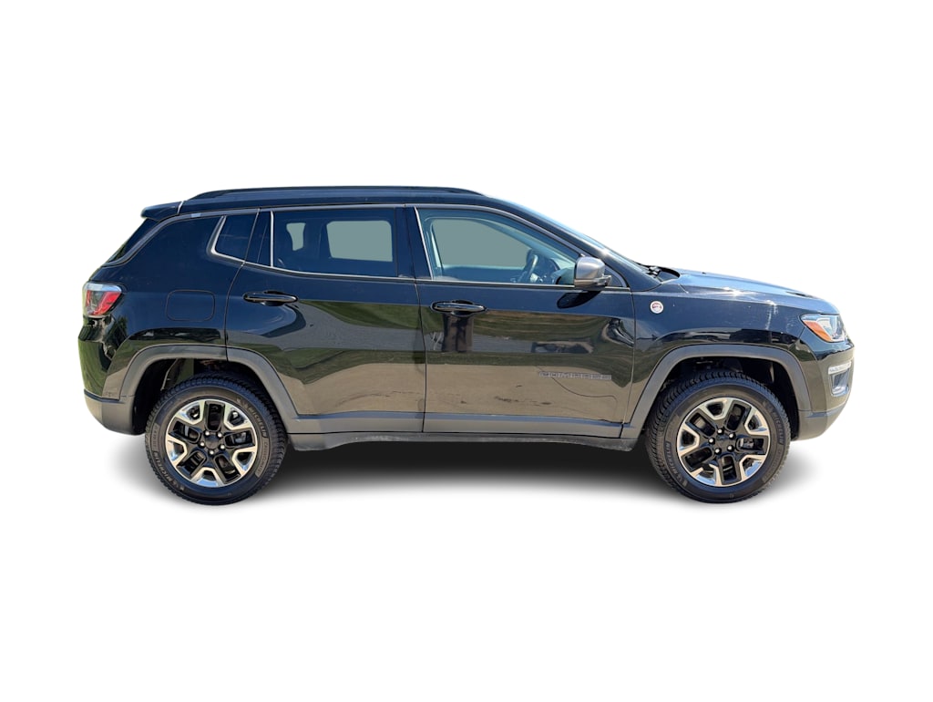 Thumbnail: 2017 Jeep Compass - 21
