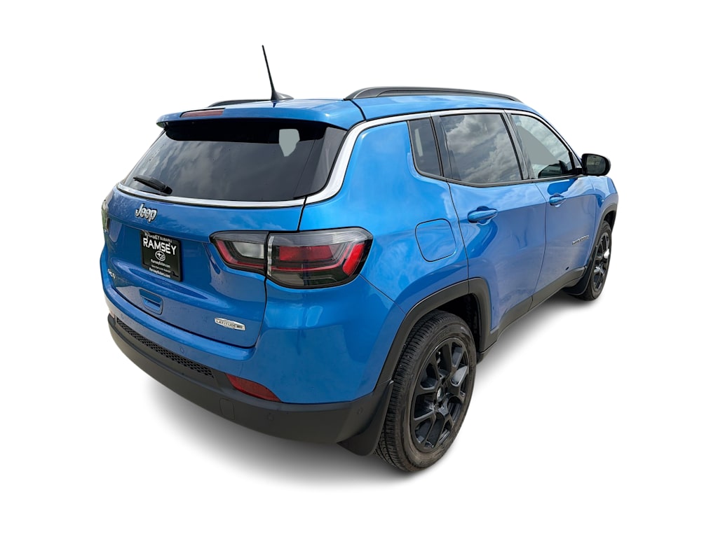 Thumbnail: 2024 Jeep Compass - 21