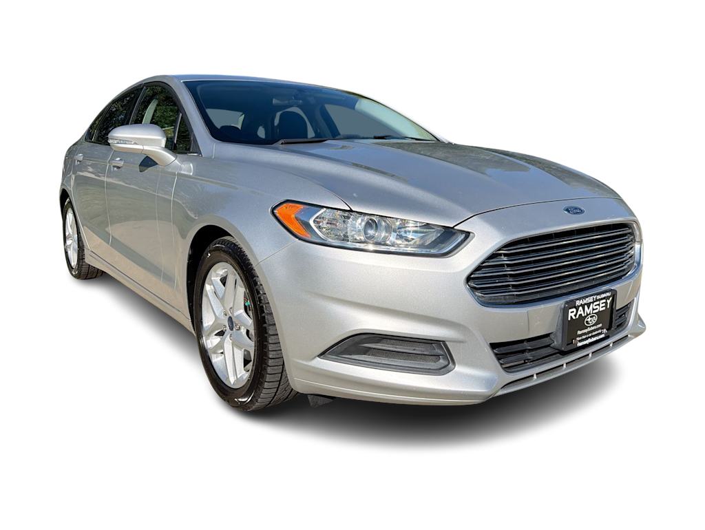 Thumbnail: 2015 Ford Fusion - 22