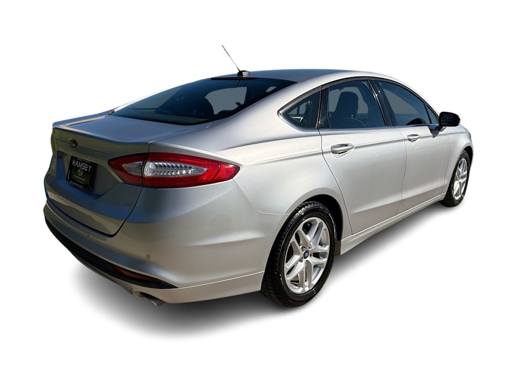 Thumbnail: 2015 Ford Fusion - 20