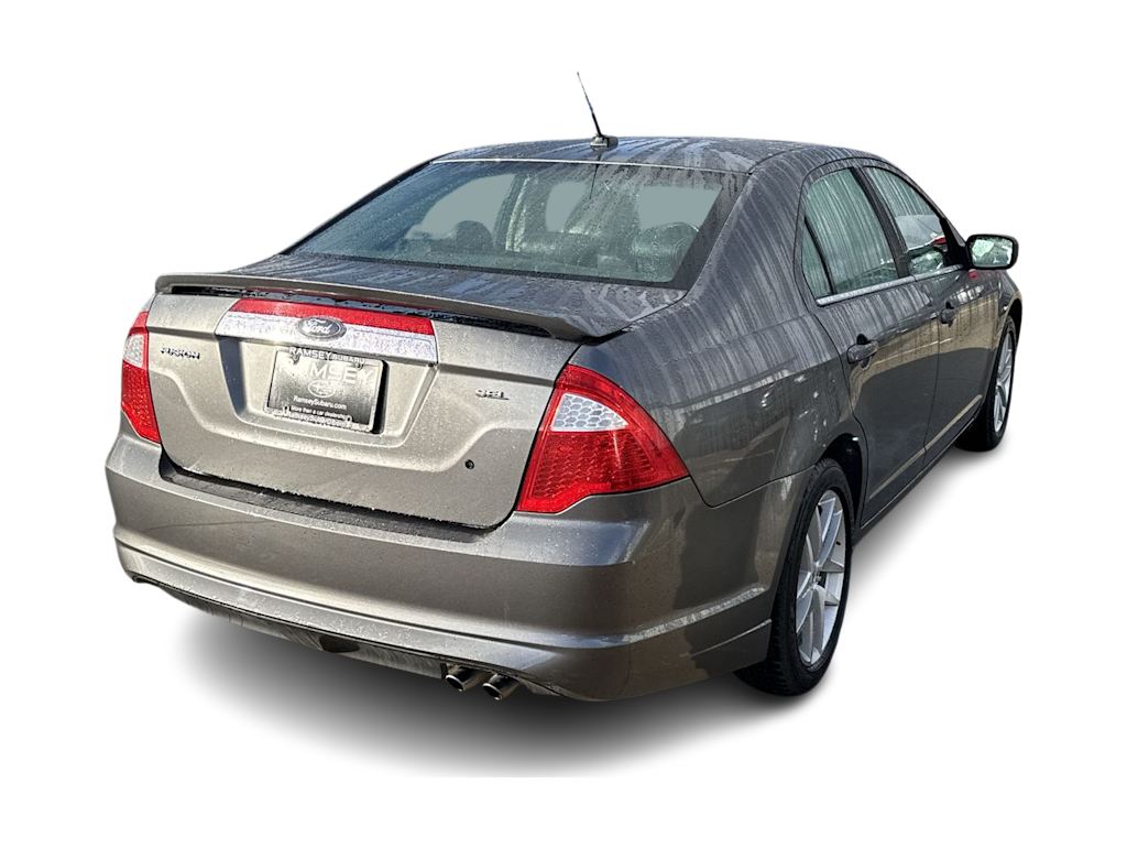 Thumbnail: 2010 Ford Fusion - 20