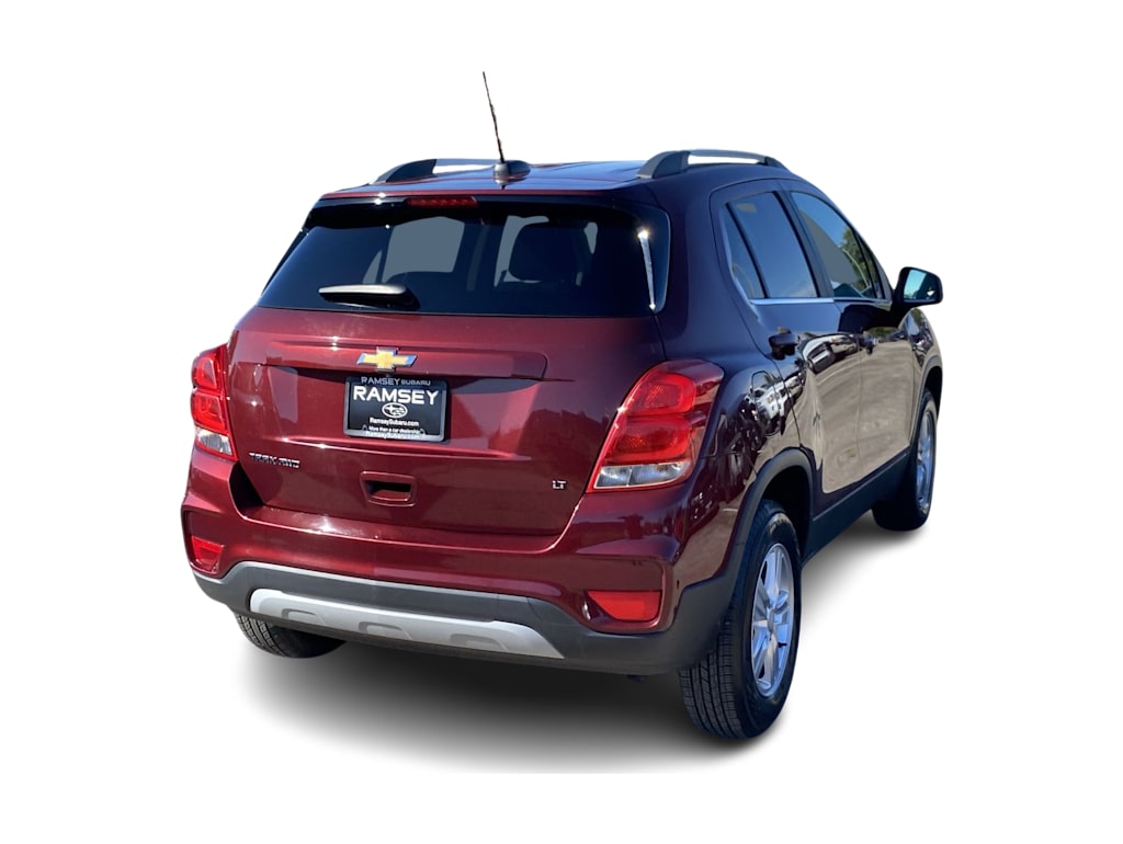 Thumbnail: 2017 Chevrolet Trax - 20