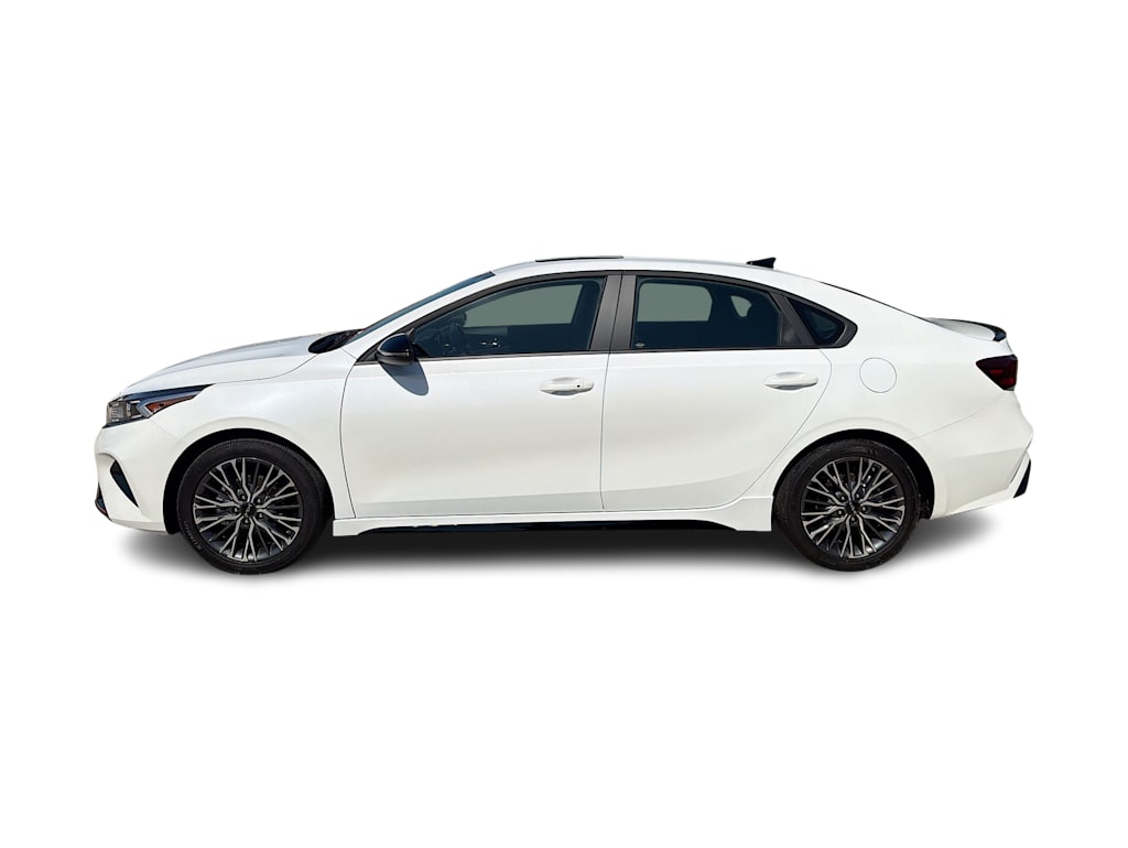 Thumbnail: 2024 Kia Forte - 3