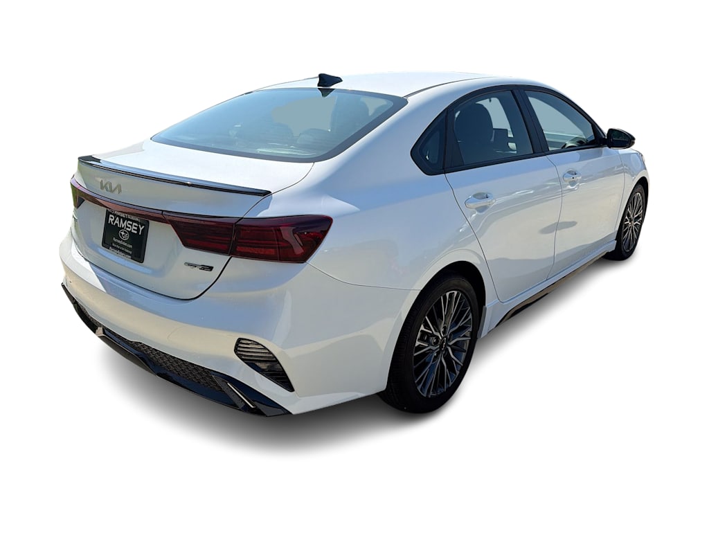 Thumbnail: 2024 Kia Forte - 20