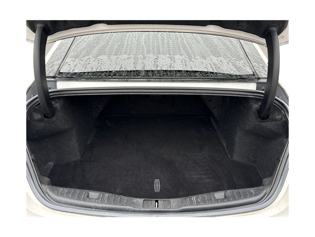 Thumbnail: 2014 Lincoln MKZ - 16