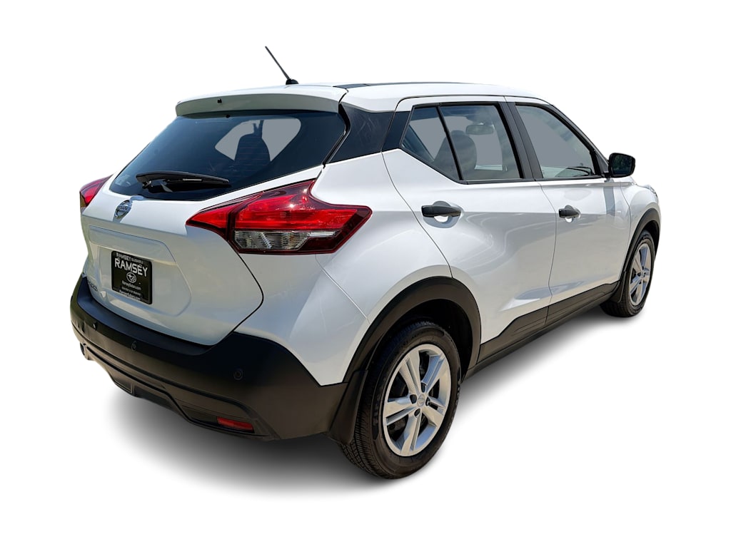 Thumbnail: 2020 Nissan Kicks - 19