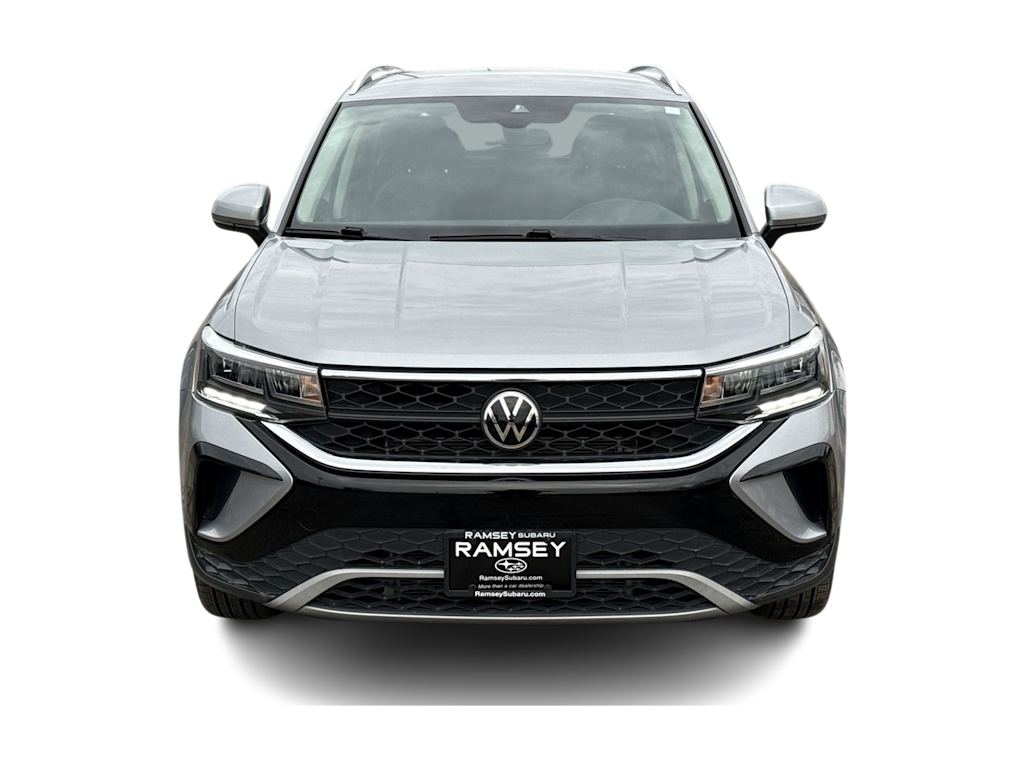 Thumbnail: 2022 Volkswagen Taos - 6