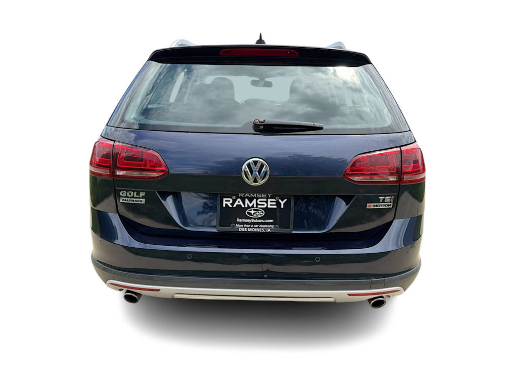 Thumbnail: 2017 Volkswagen Golf - 4
