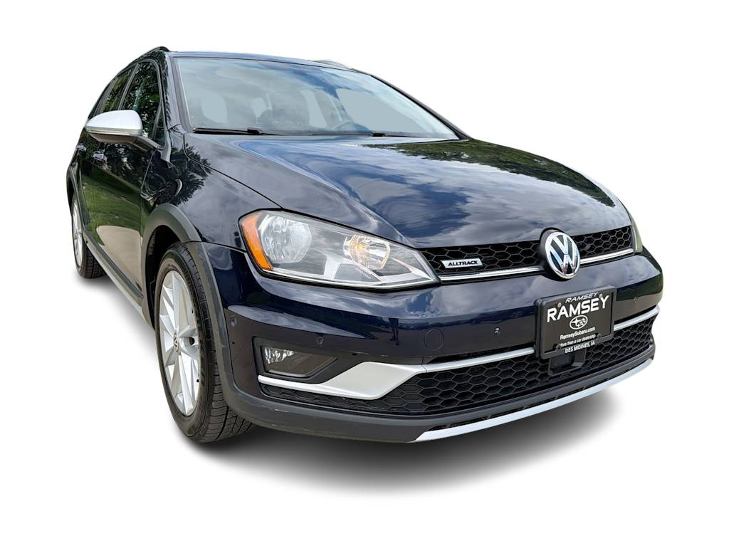 Thumbnail: 2017 Volkswagen Golf - 21