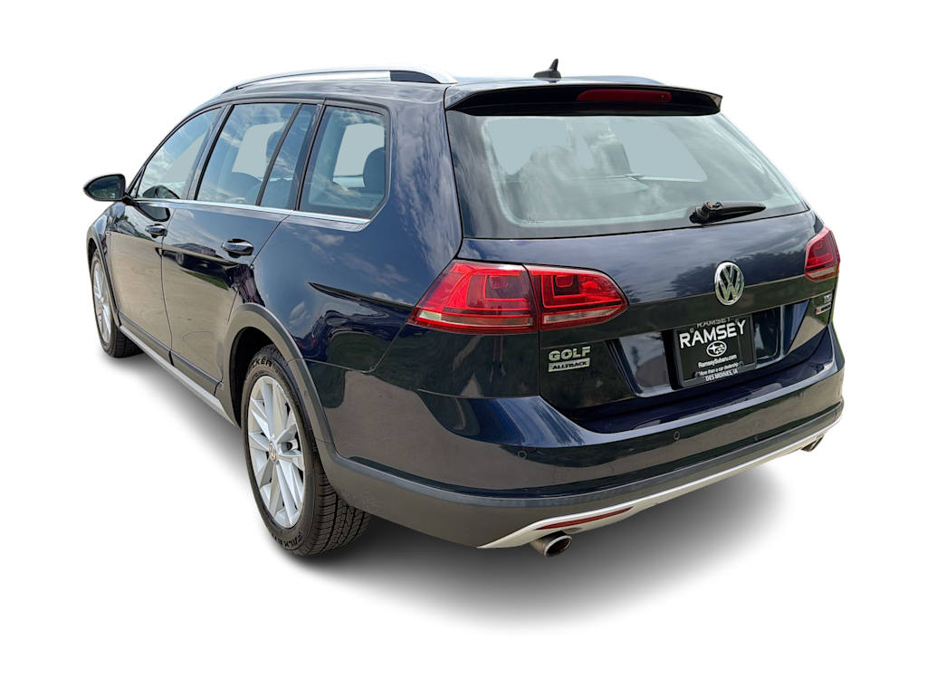 Thumbnail: 2017 Volkswagen Golf - 3