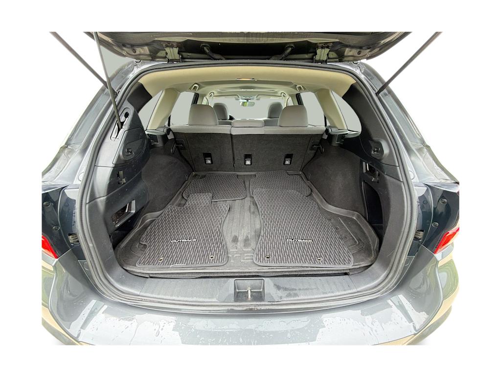 Thumbnail: 2018 Subaru Outback - 17