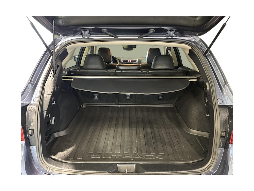 Thumbnail: 2017 Subaru Outback - 17