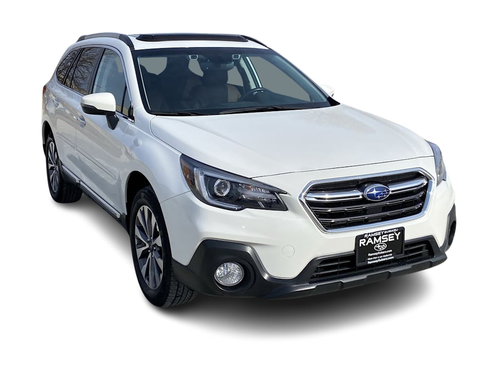 2018 Subaru Outback Touring 23