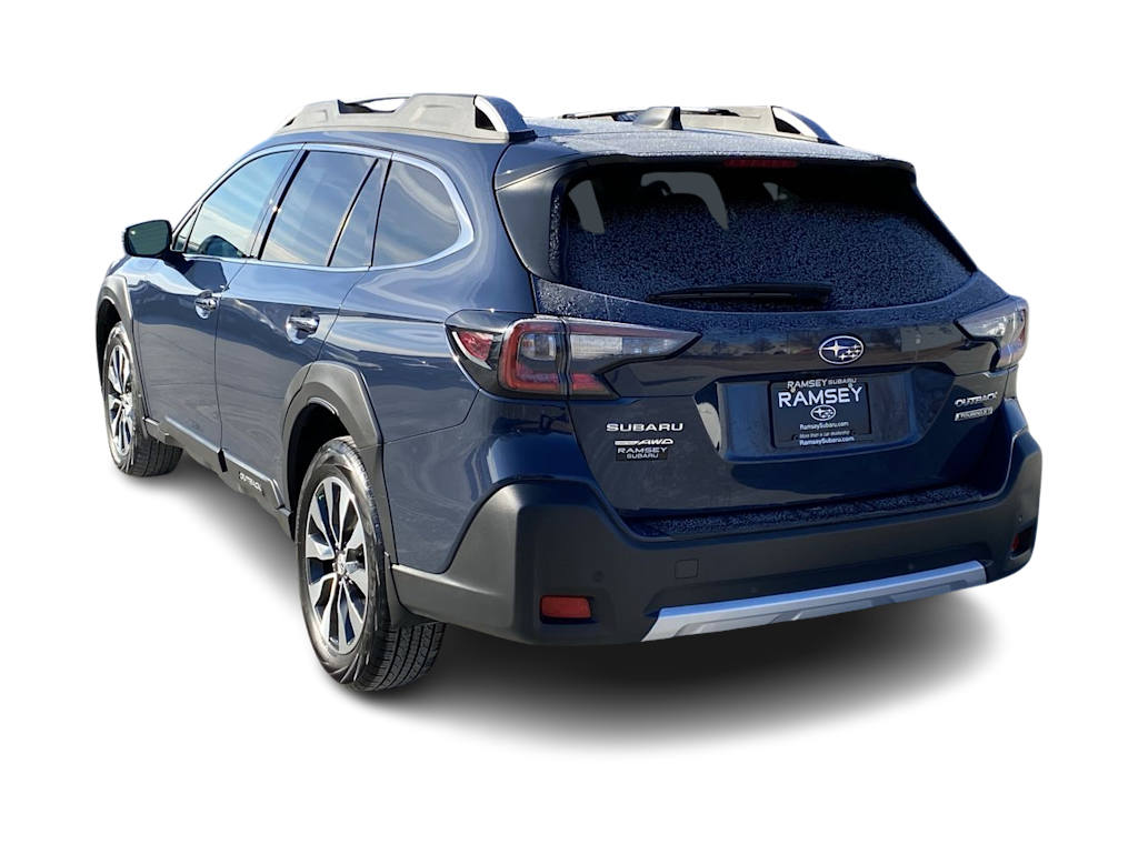 2023 Subaru Outback Touring 3