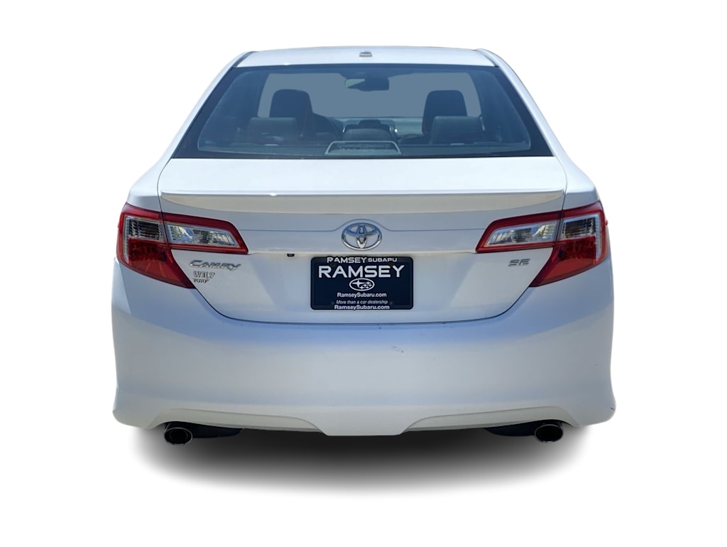 2013 Toyota Camry SE 4