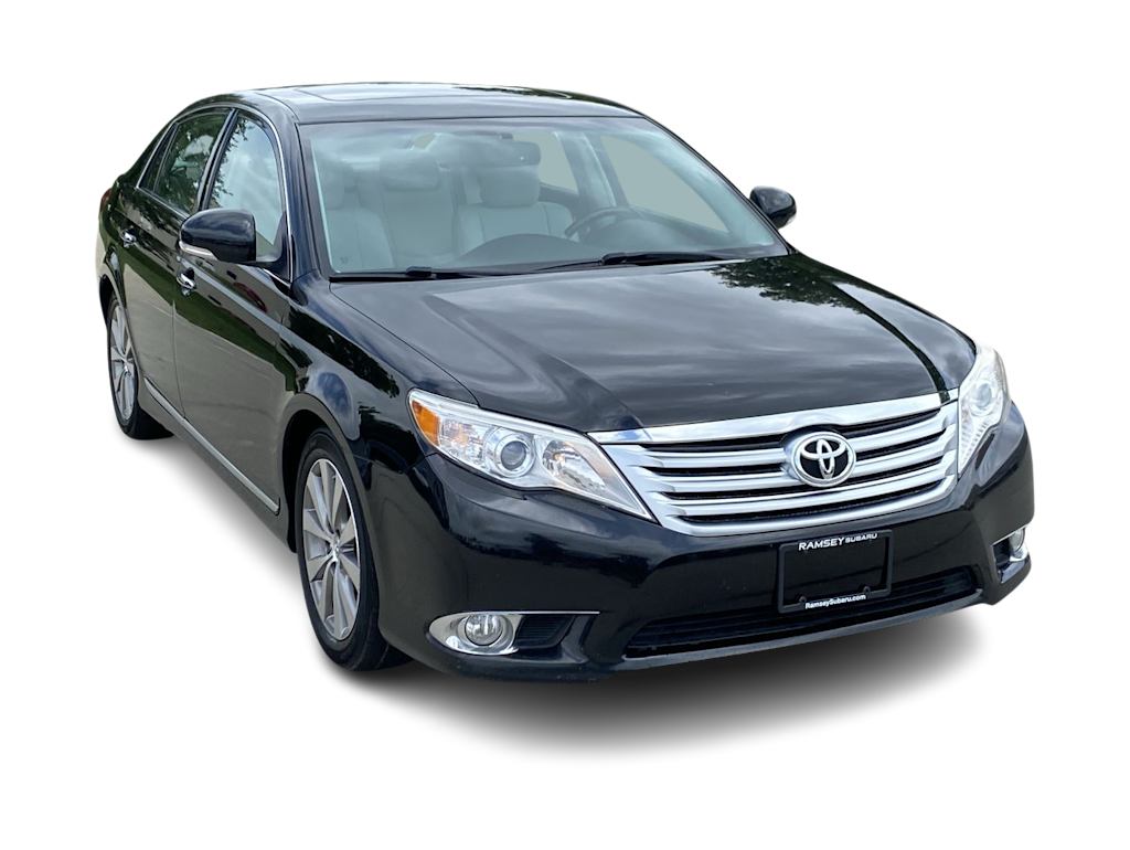 Thumbnail: 2011 Toyota Avalon - 22