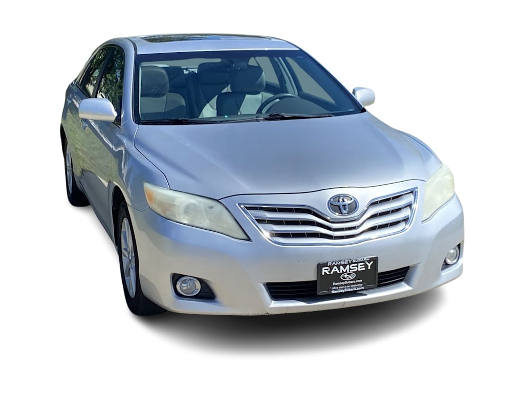 Thumbnail: 2010 Toyota Camry - 22