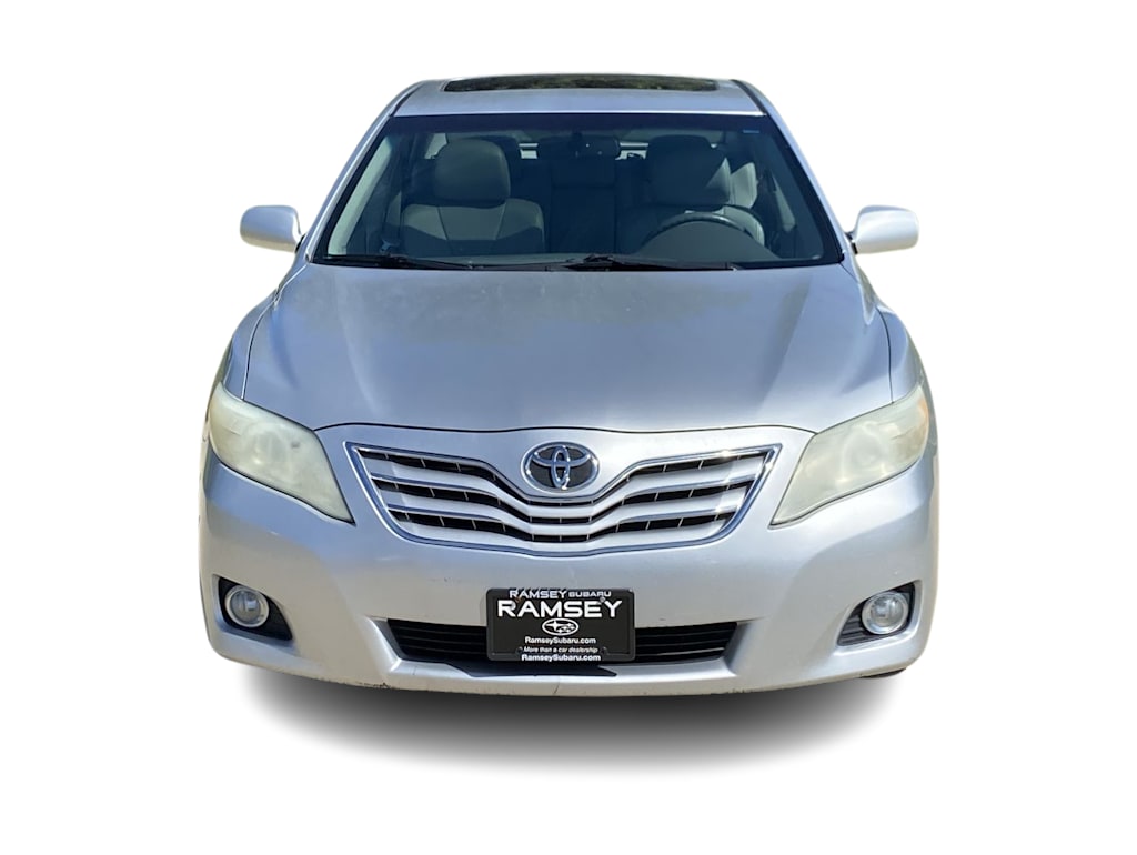 Thumbnail: 2010 Toyota Camry - 23