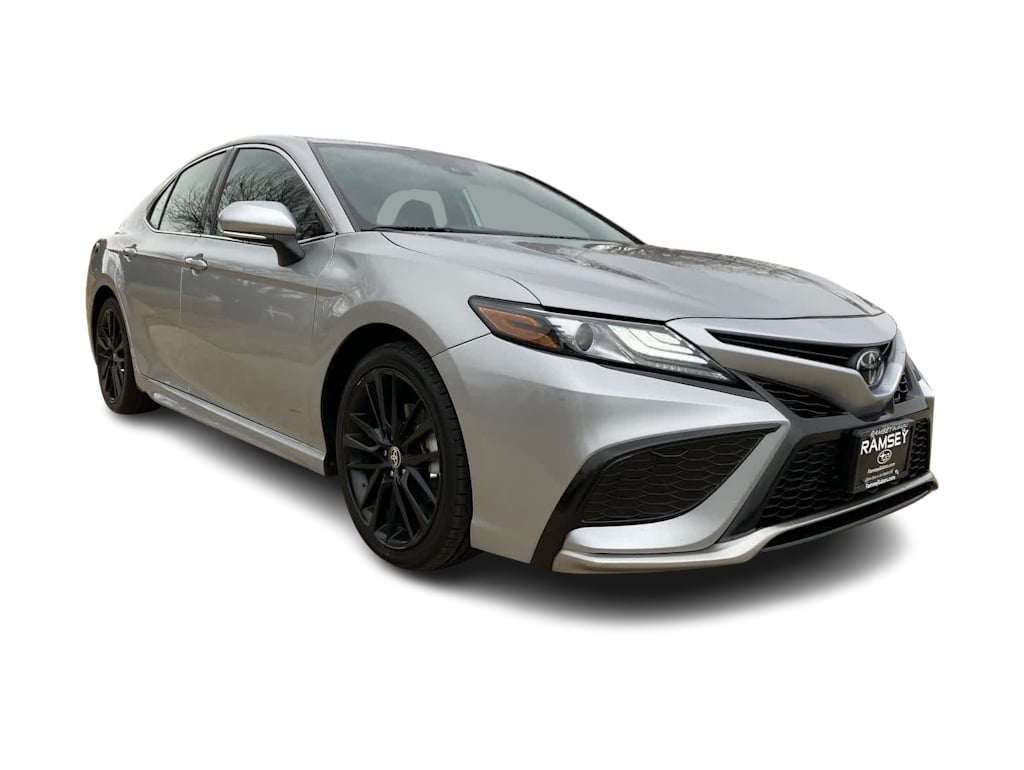 Thumbnail: 2022 Toyota Camry - 21
