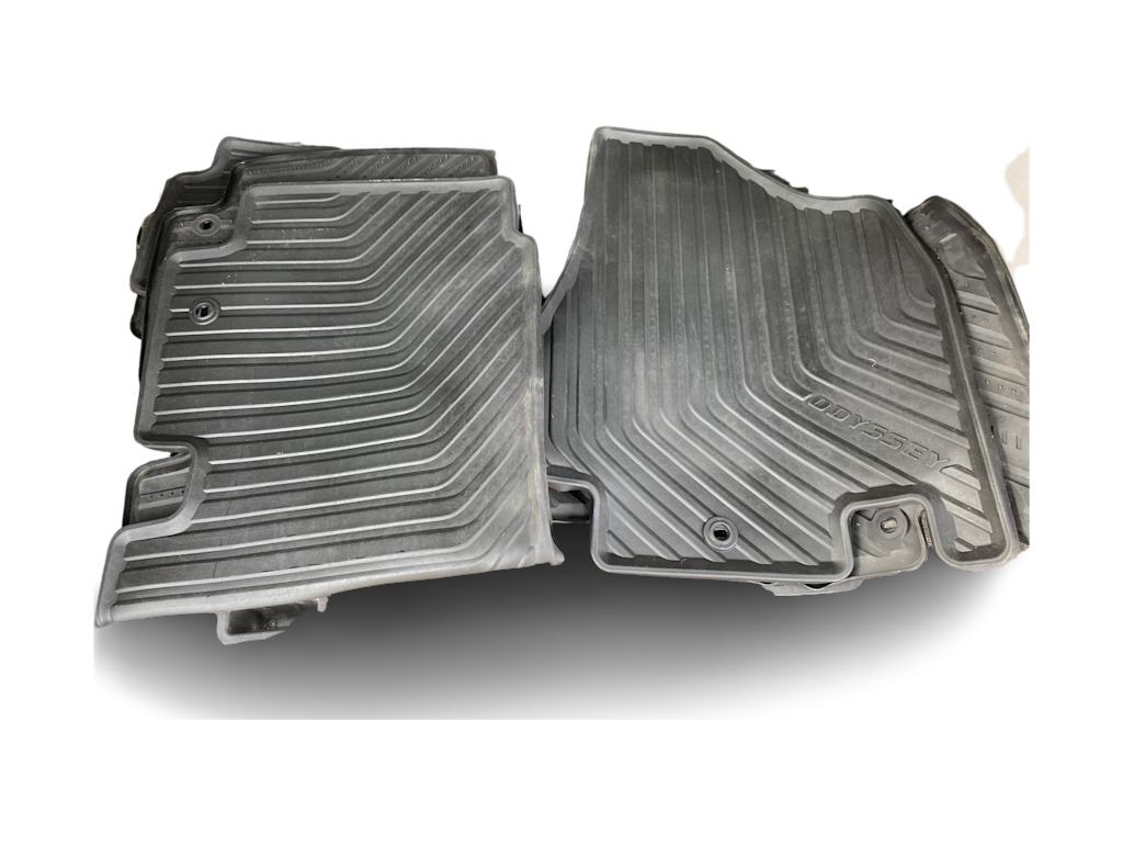 Thumbnail: 2012 Honda Odyssey - 16