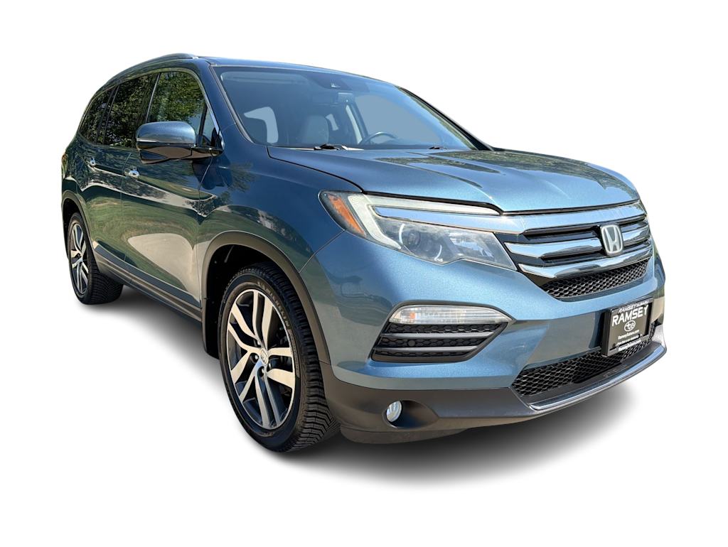 Thumbnail: 2016 Honda Pilot - 22