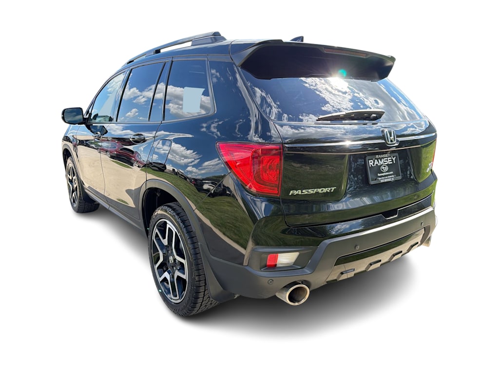 Thumbnail: 2023 Honda Passport - 4