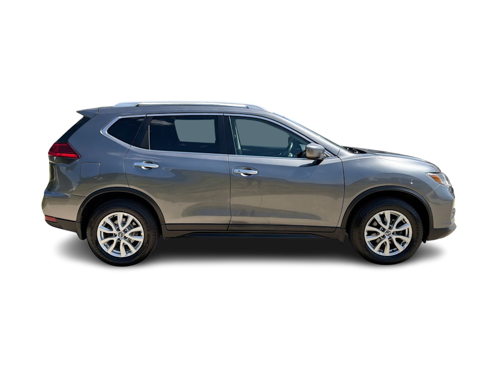 Thumbnail: 2017 Nissan Rogue - 22