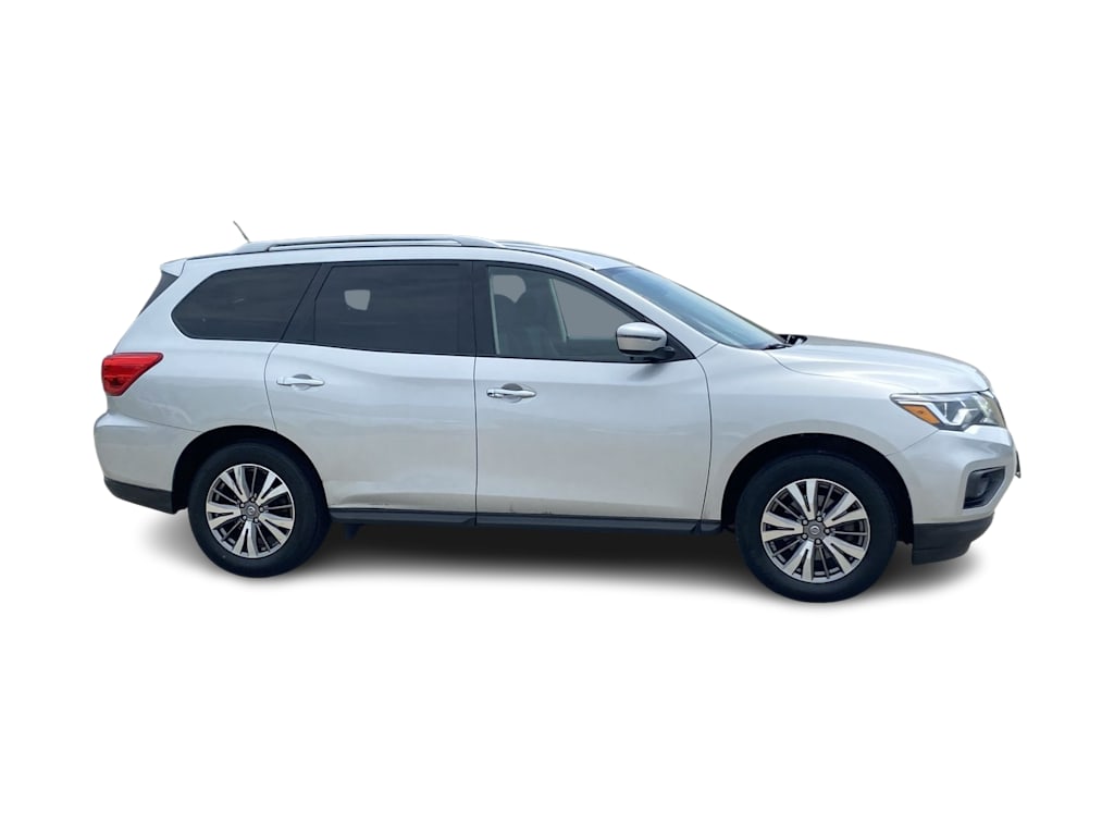 Thumbnail: 2018 Nissan Pathfinder - 21