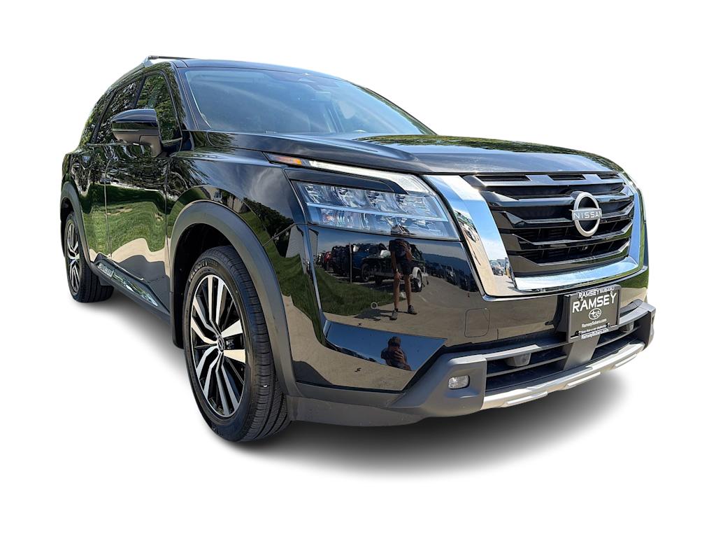 Thumbnail: 2023 Nissan Pathfinder - 22