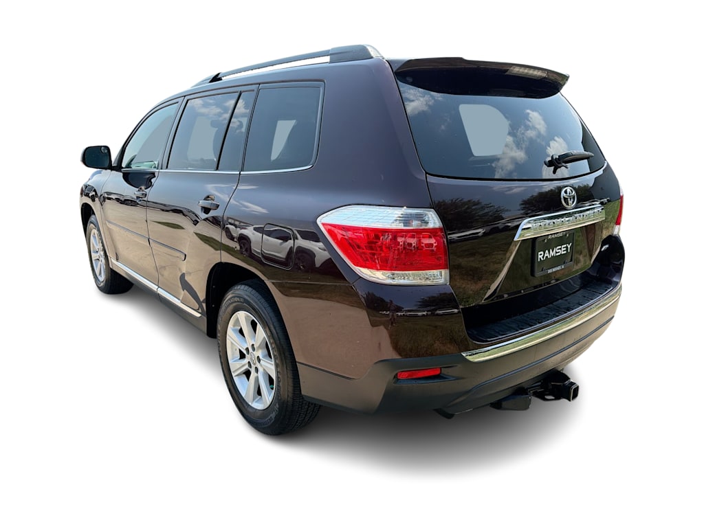 Thumbnail: 2011 Toyota Highlander - 3