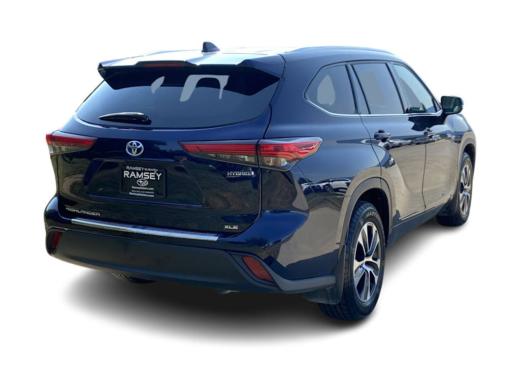 Thumbnail: 2021 Toyota Highlander - 20