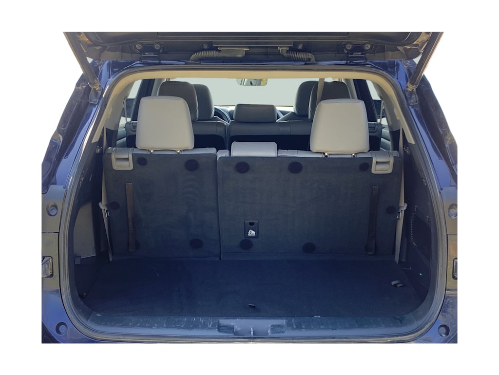 Thumbnail: 2021 Toyota Highlander - 17