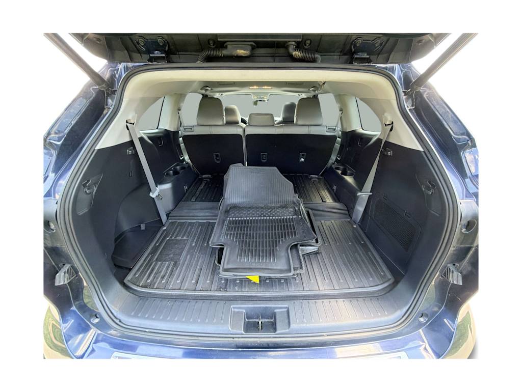 Thumbnail: 2021 Toyota Highlander - 16